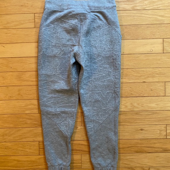 IVY PARK grey joggers with embroidered pattern - Picture 4 of 4